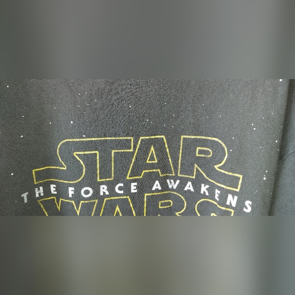 Womans Star Wars The Force Awakens in a size Large - Picture 3 of 5